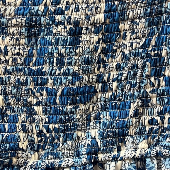 Sincerely Jules Dress Blue White Floral Puff Sleeve Twist Front Cottagecore Chic - Picture 6 of 9